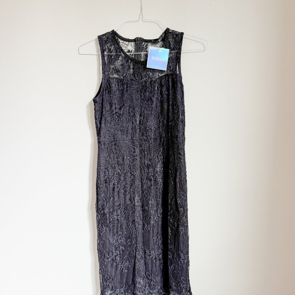 NWT - MISSGUIDED - Fitted Lace Dress - Black - UK 12/Fr 8 / Medium